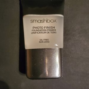 BN SMASHBOX PRIMER